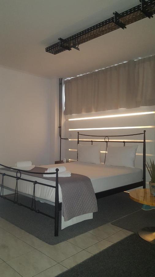 Studio V3St & Parking Larissa Eksteriør billede